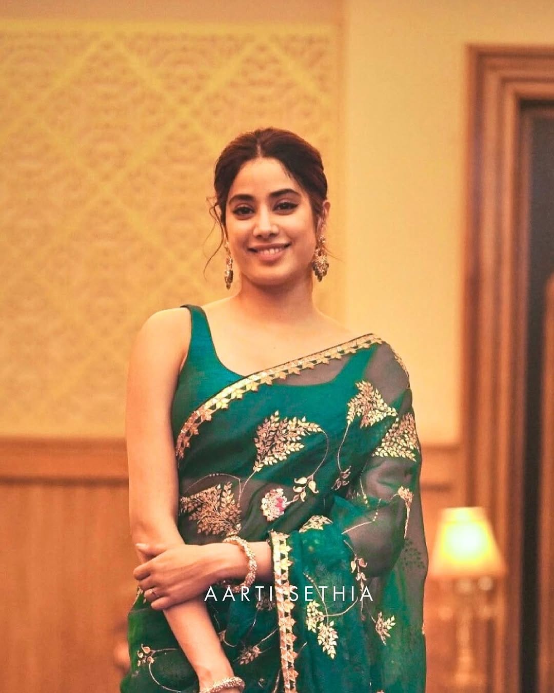 Post 8 by Aarti Sethia Official on Instagram (carousel)