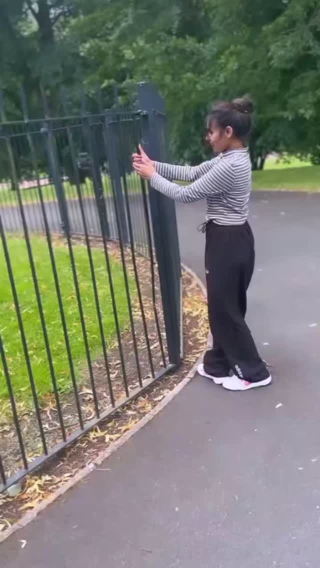 Post 8 by Dr.Raman🇬🇧 on Instagram (video)