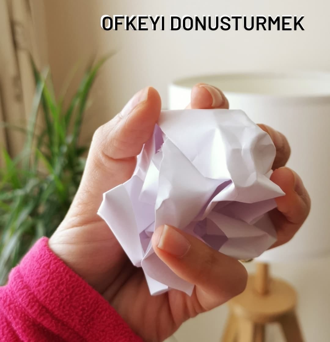 Post 7 by Gamze Sert on Instagram (image)