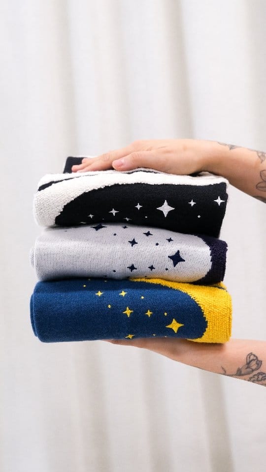 Post 9 by Carmico ✿ Indie Apparel Brand on Instagram (video)