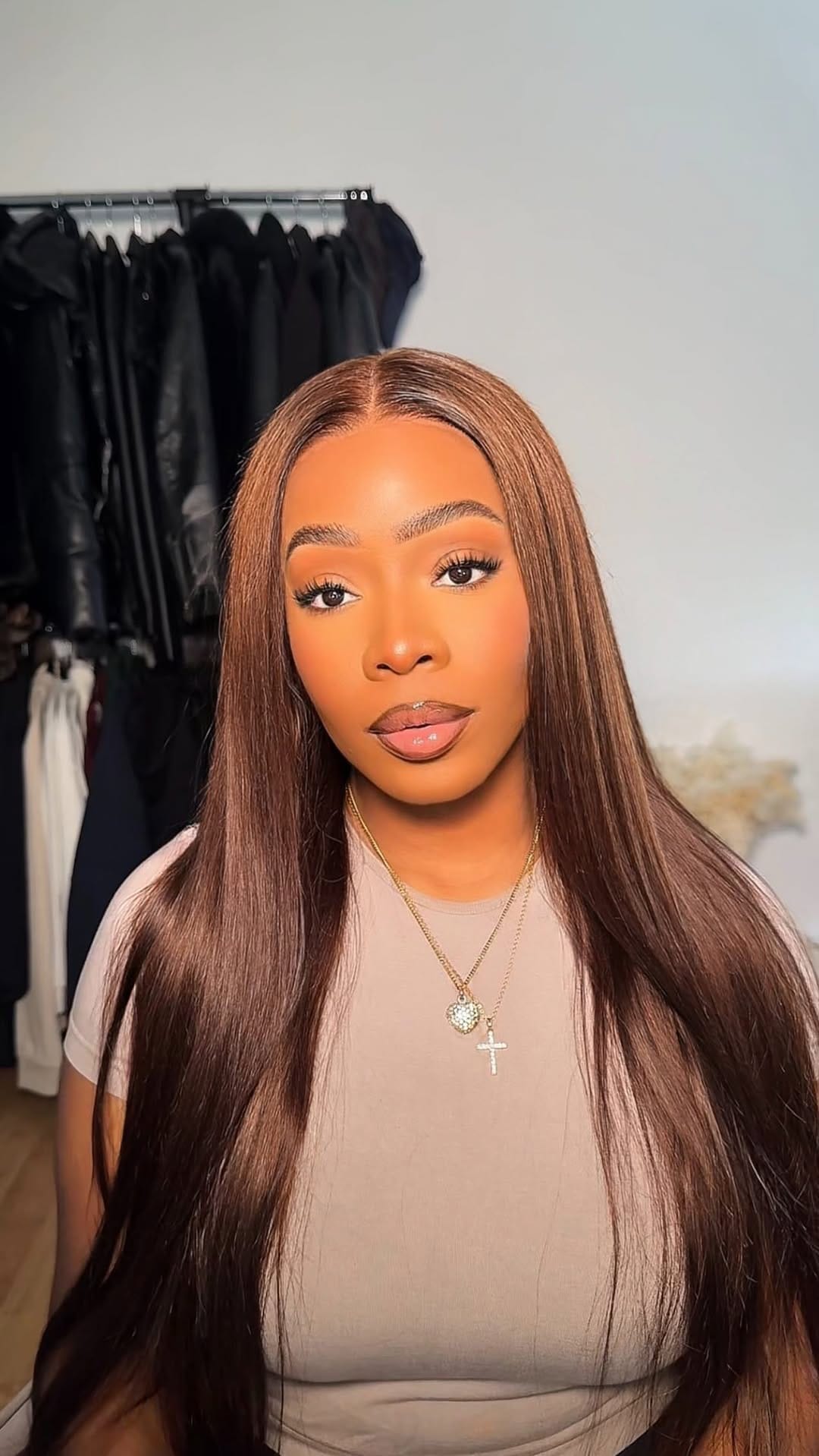 Post 5 by KATHY | FASHION STYLIST • STYLE INSPO on Instagram (video)
