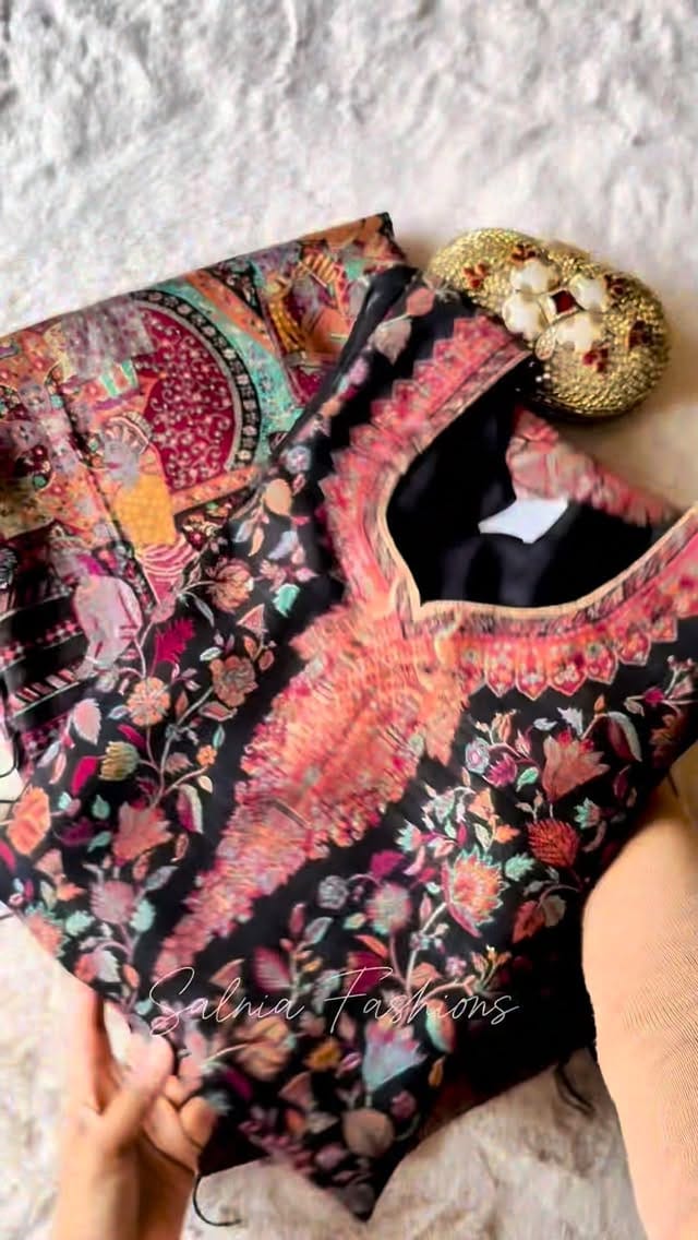Post 8 by Salnia Fashions(USA🇺🇸) on Instagram (video)