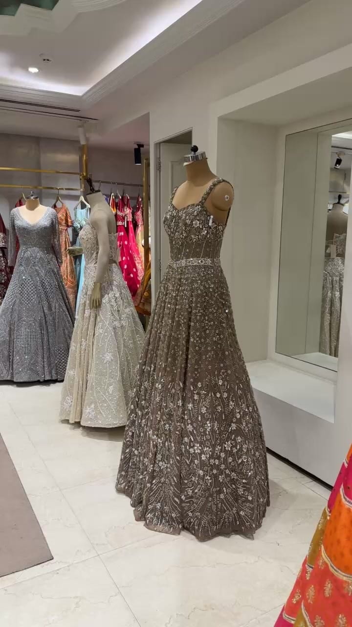 Post 1 by Raj Arora | Roop Vatika on Instagram (video)