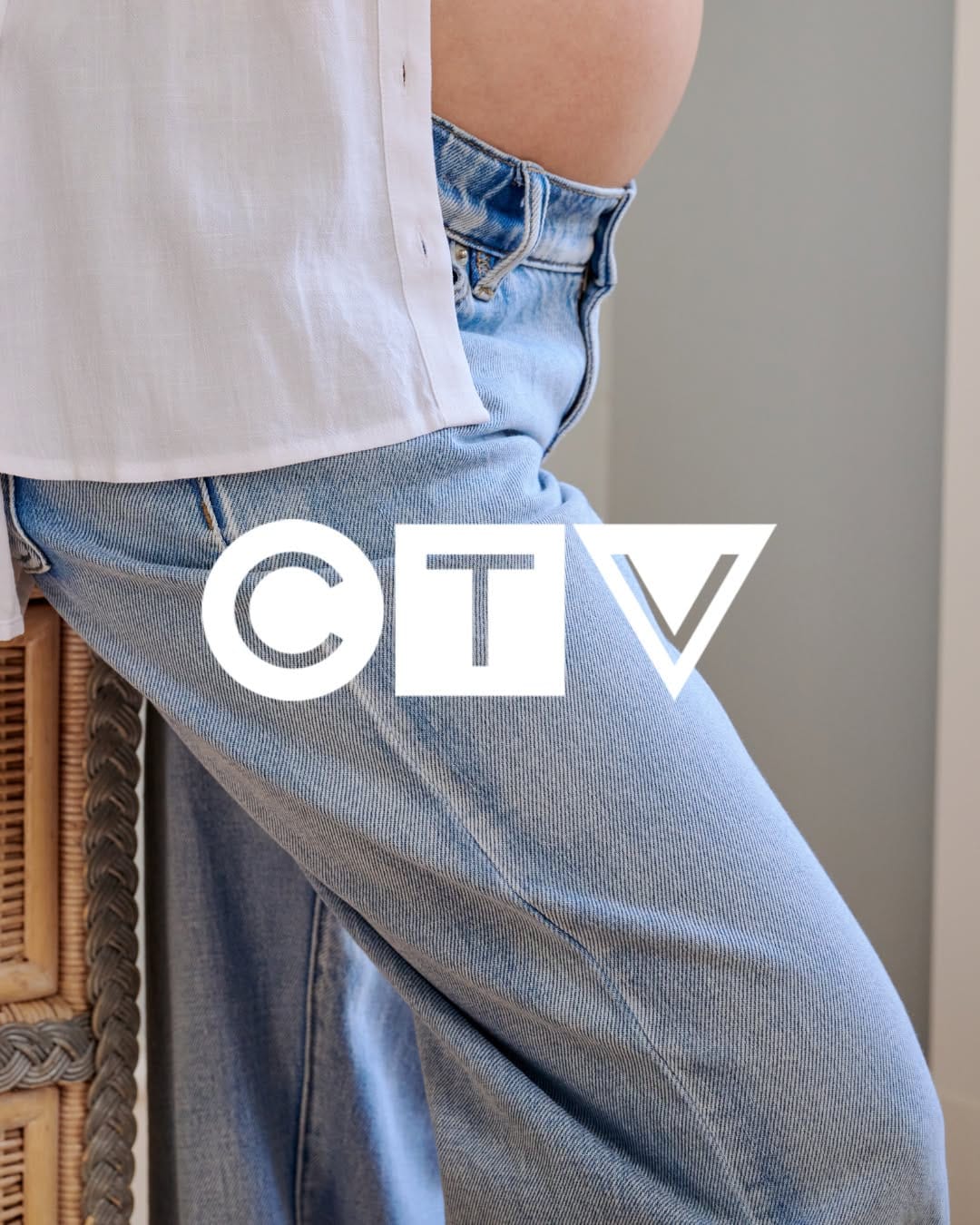 Post 1 by CARRY • Maternity & Nursing Fashion on Instagram (carousel)