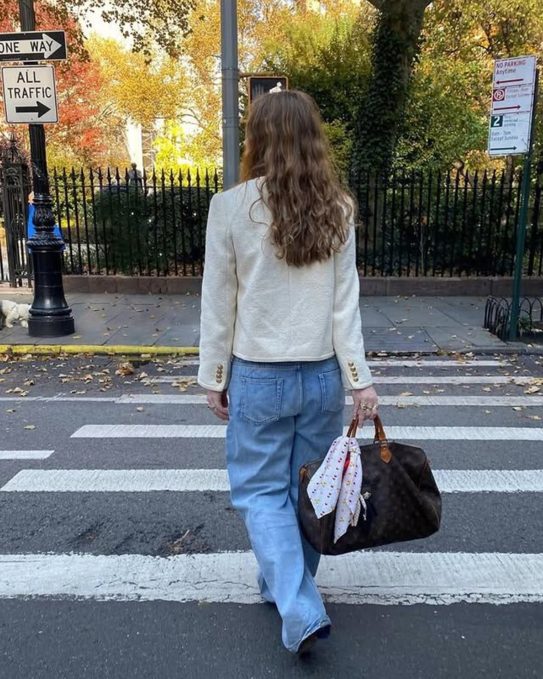 Post 3 by CARRY • Maternity & Nursing Fashion on Instagram (carousel)