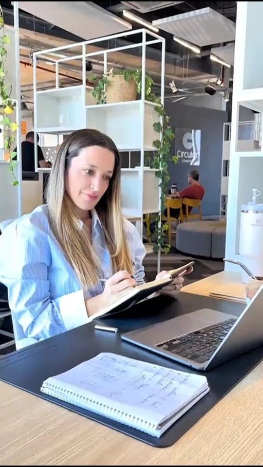 Post 6 by Trabaja en Cruceros • Reclutadores de London Wellness Academy on Instagram (video)