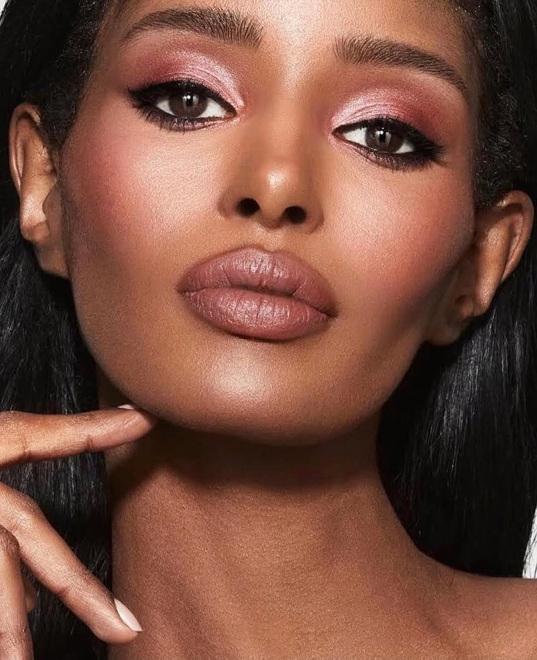 Post 5 by Senait Gidey on Instagram (image)