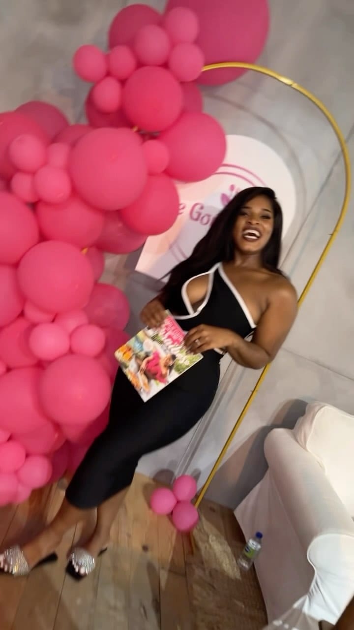 Post 4 by A Kloset by Saget on Instagram (video)