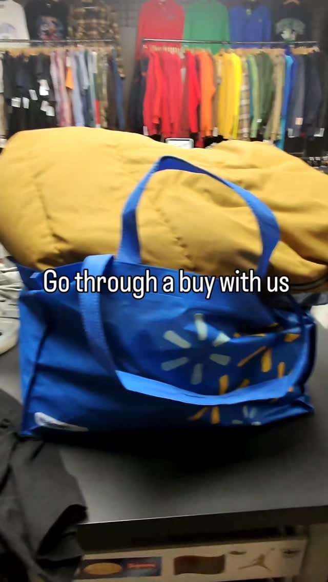 Post 1 by vs.resell on Instagram (video)