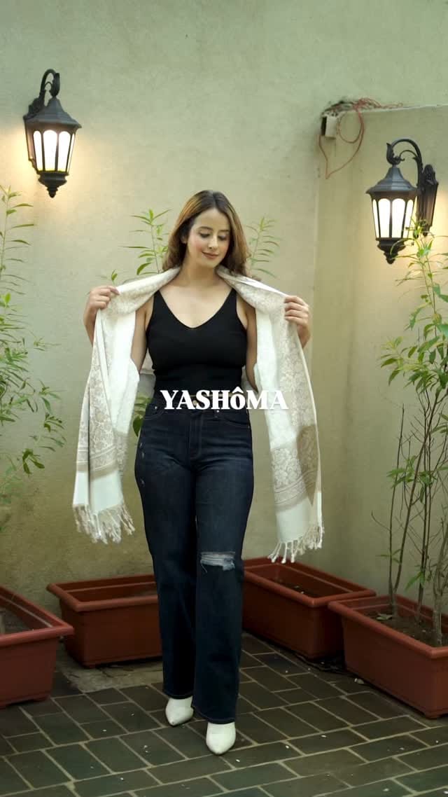 Post 4 by YASHôMA on Instagram (video)