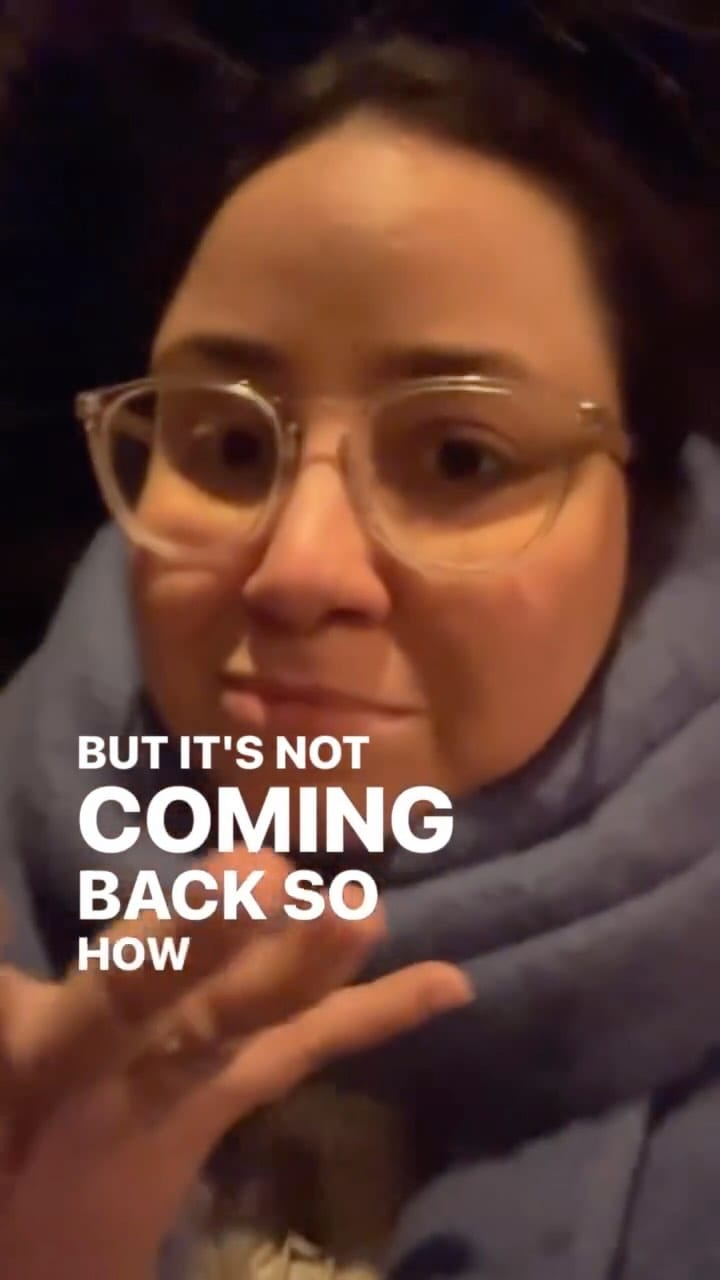 Post 7 by Vahidé - Viv on Instagram (video)