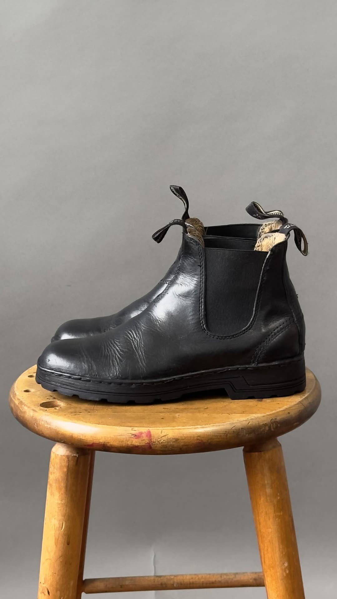 Post 7 by Last Shoes on Instagram (video)