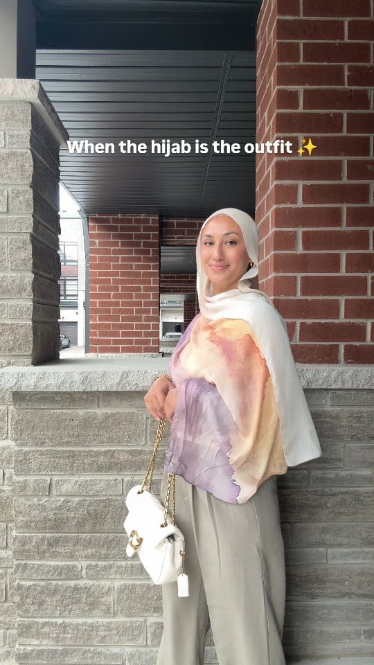 Post 3 by Momina Hijabs & Modestwear ™ on Instagram (video)
