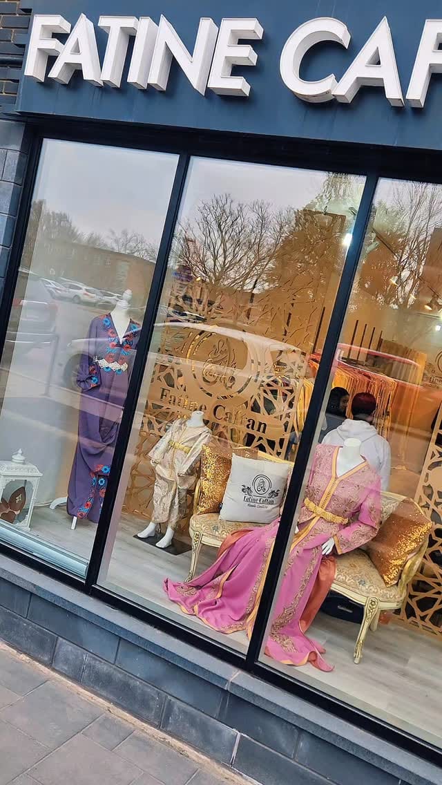 Post 9 by Fatine Caftan Montréal on Instagram (video)