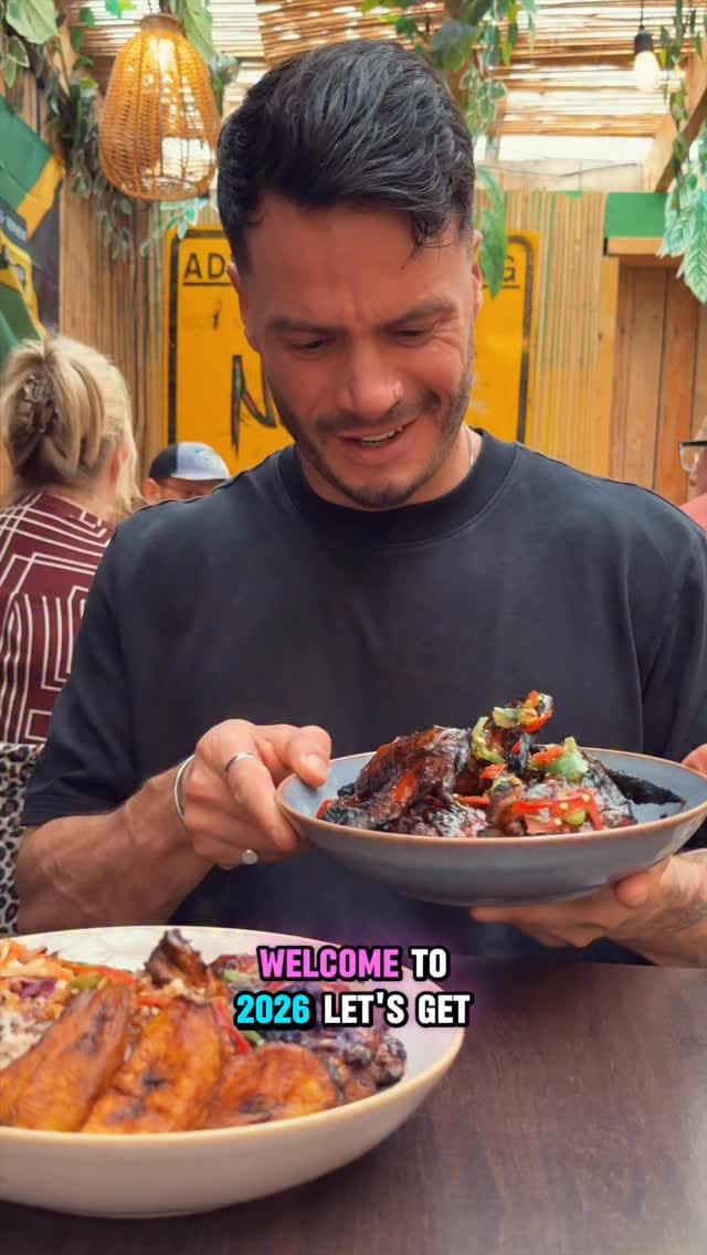 Post 5 by TOM on Instagram (video)