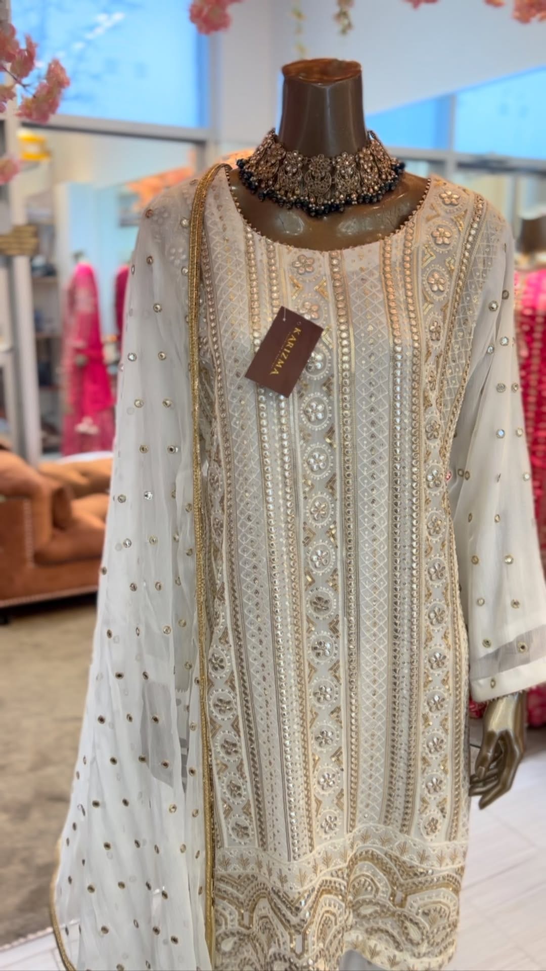 Post 3 by KARIZMA COLLECTION & BOUTIQUE✨ on Instagram (video)