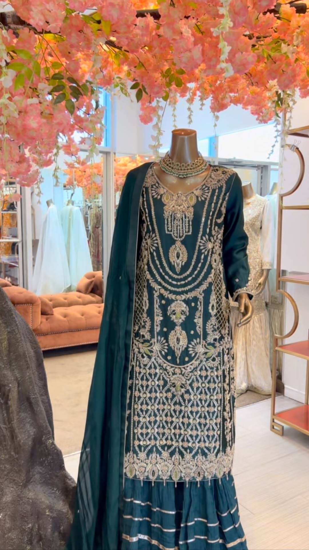 Post 8 by KARIZMA COLLECTION & BOUTIQUE✨ on Instagram (video)