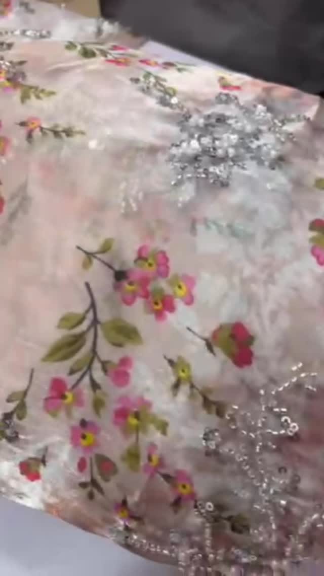 Post 8 by House of Fashion on Instagram (video)