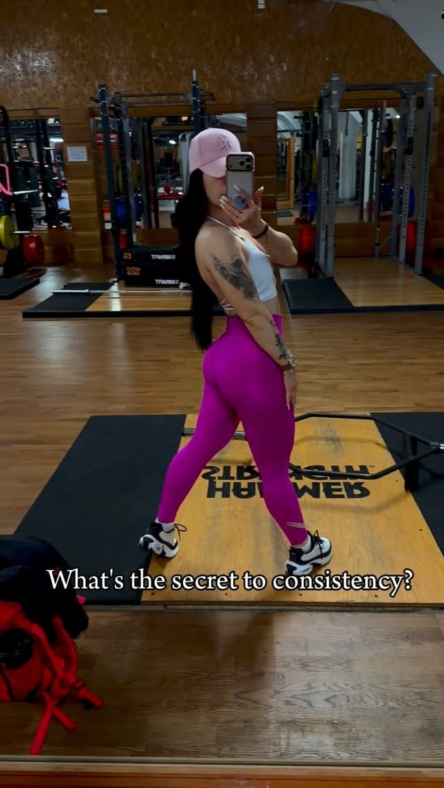 Post 3 by Elena Delia Ciobanu on Instagram (video)