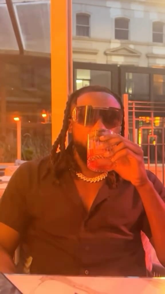 Post 6 by Prince Arnold 🇨🇲🇬🇧 on Instagram (video)