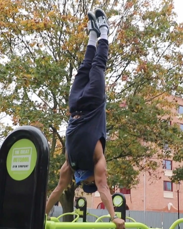 Post 9 by Jel SoFresh on Instagram (video)