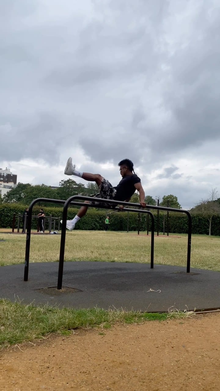 Post 5 by Jel SoFresh on Instagram (video)