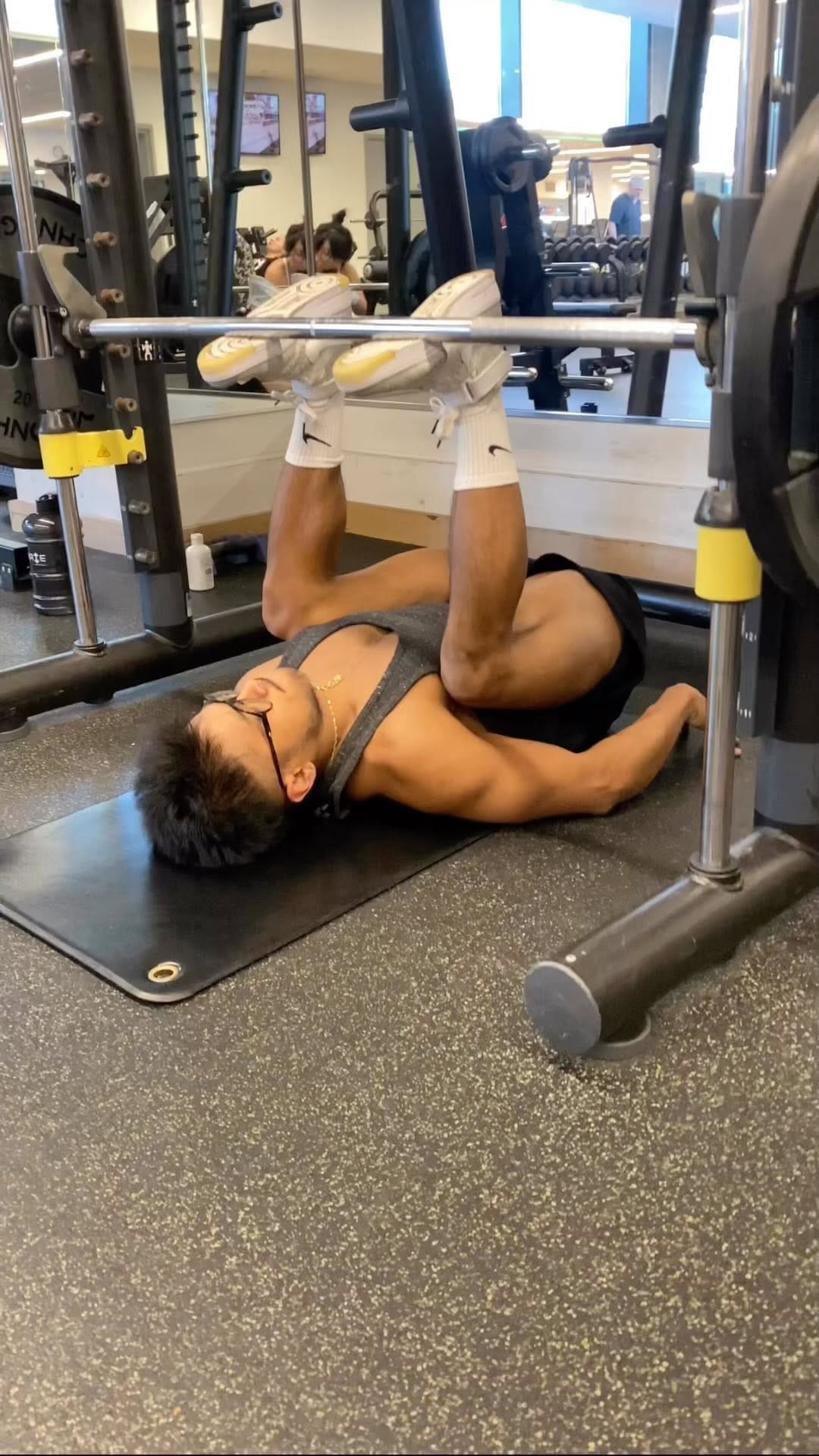 Post 4 by Jel SoFresh on Instagram (video)