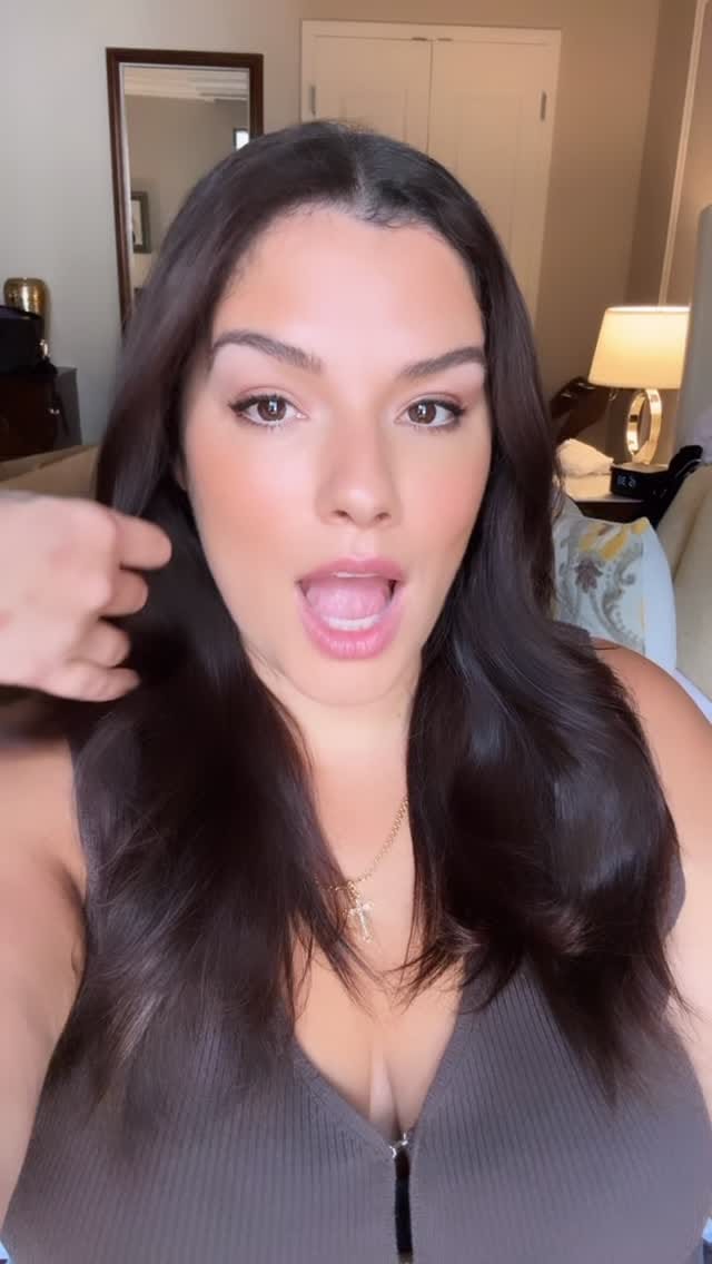 Post 10 by Melissa Dias on Instagram (video)