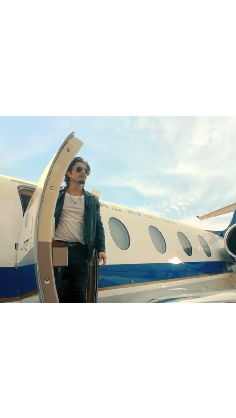 Post 5 by Nauman Sait on Instagram (video)