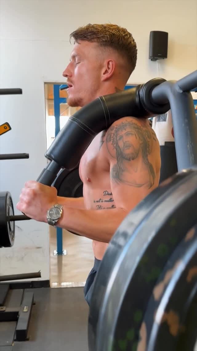 Post 8 by Jonathon Reynolds on Instagram (video)