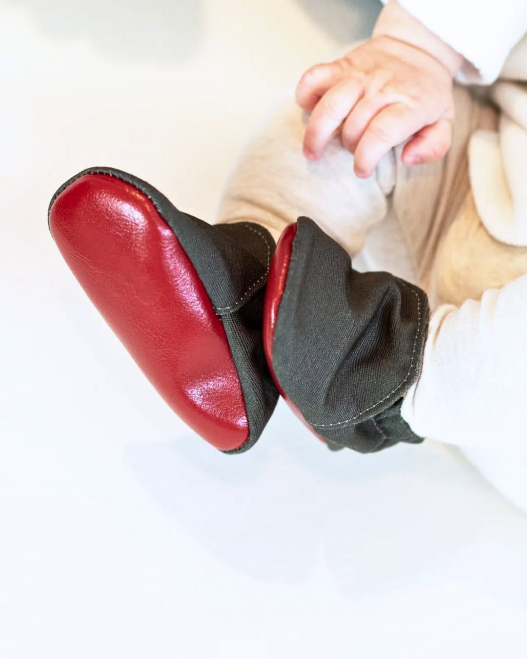 Post 4 by Little Grapefruit Baby Shoes on Instagram (image)