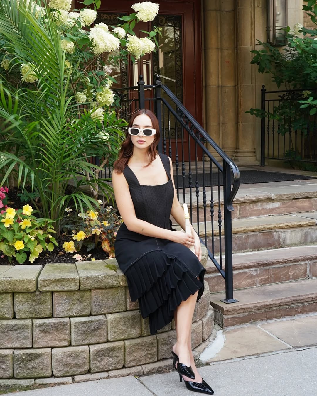 Post 7 by LANICC | FASHION on Instagram (image)