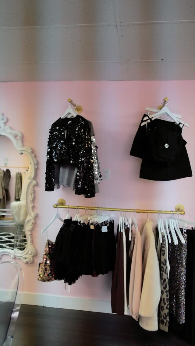 Post 1 by BE YOU FASHION WEAR on Instagram (video)