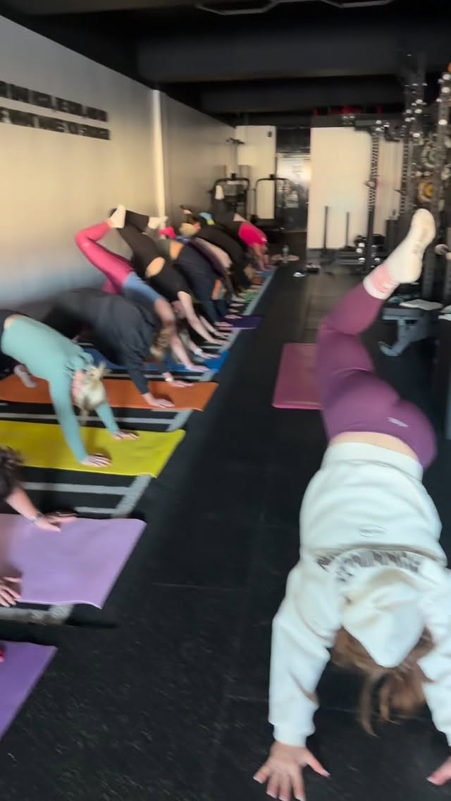 Post 1 by Emily Jackson | Running, Yoga + Community 🏃🏼‍♀️ on Instagram (video)