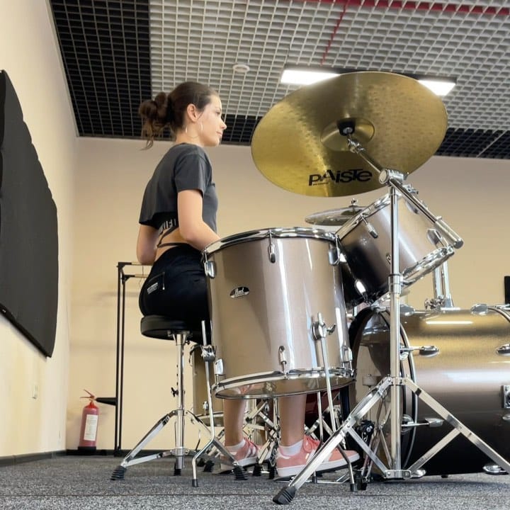 Post 9 by HANNA   BOIKO on Instagram (video)