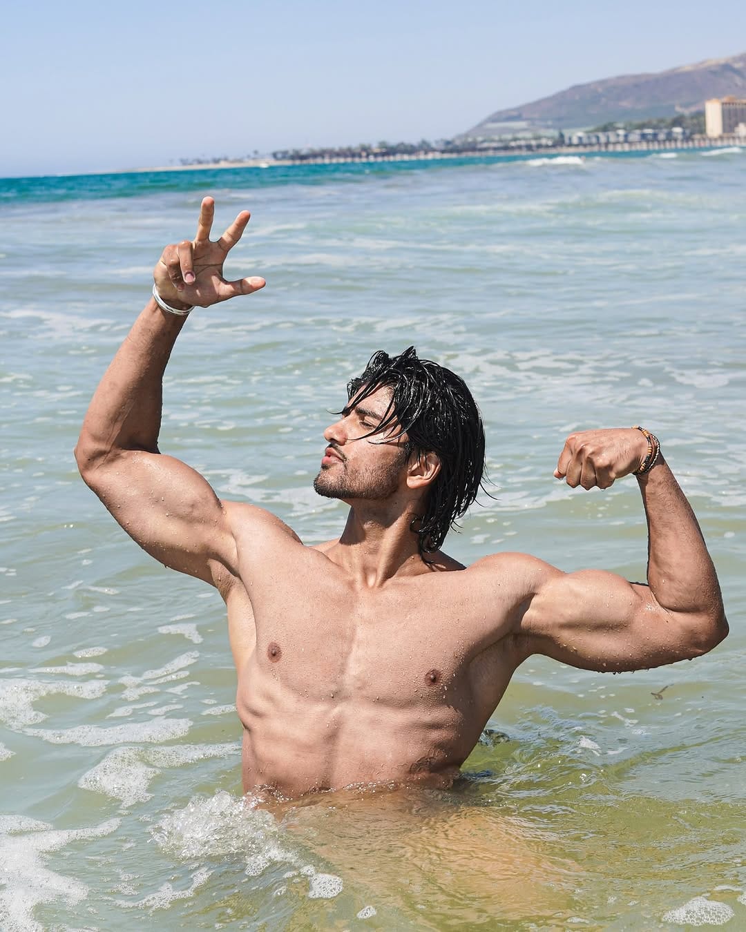 Post 9 by Amrinder Dhaliwal | Fitness Coach on Instagram (carousel)