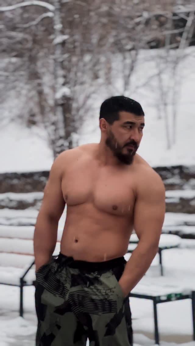 Post 1 by 🐻 on Instagram (video)