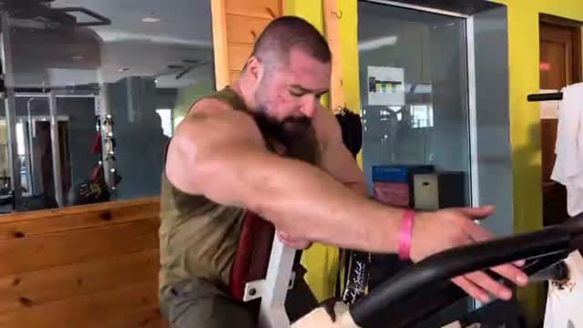 Post 5 by Dimitris on Instagram (video)