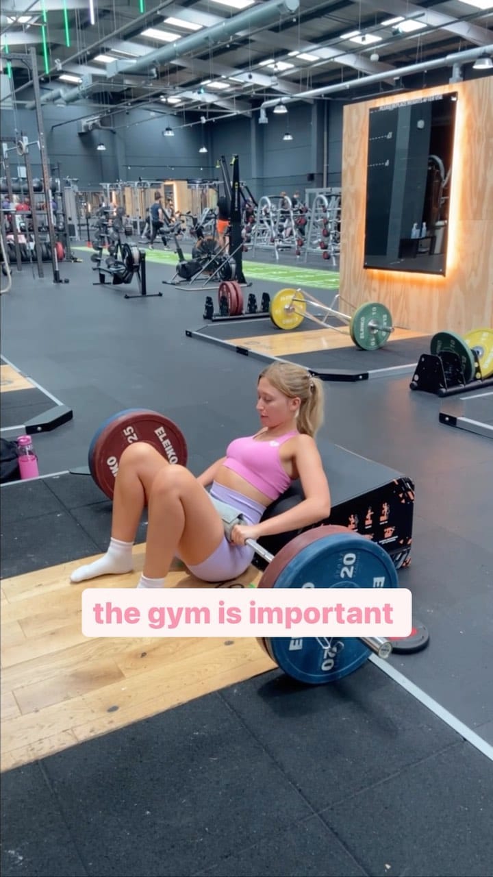 Post 2 by ANNA | YOGA + GYM on Instagram (video)