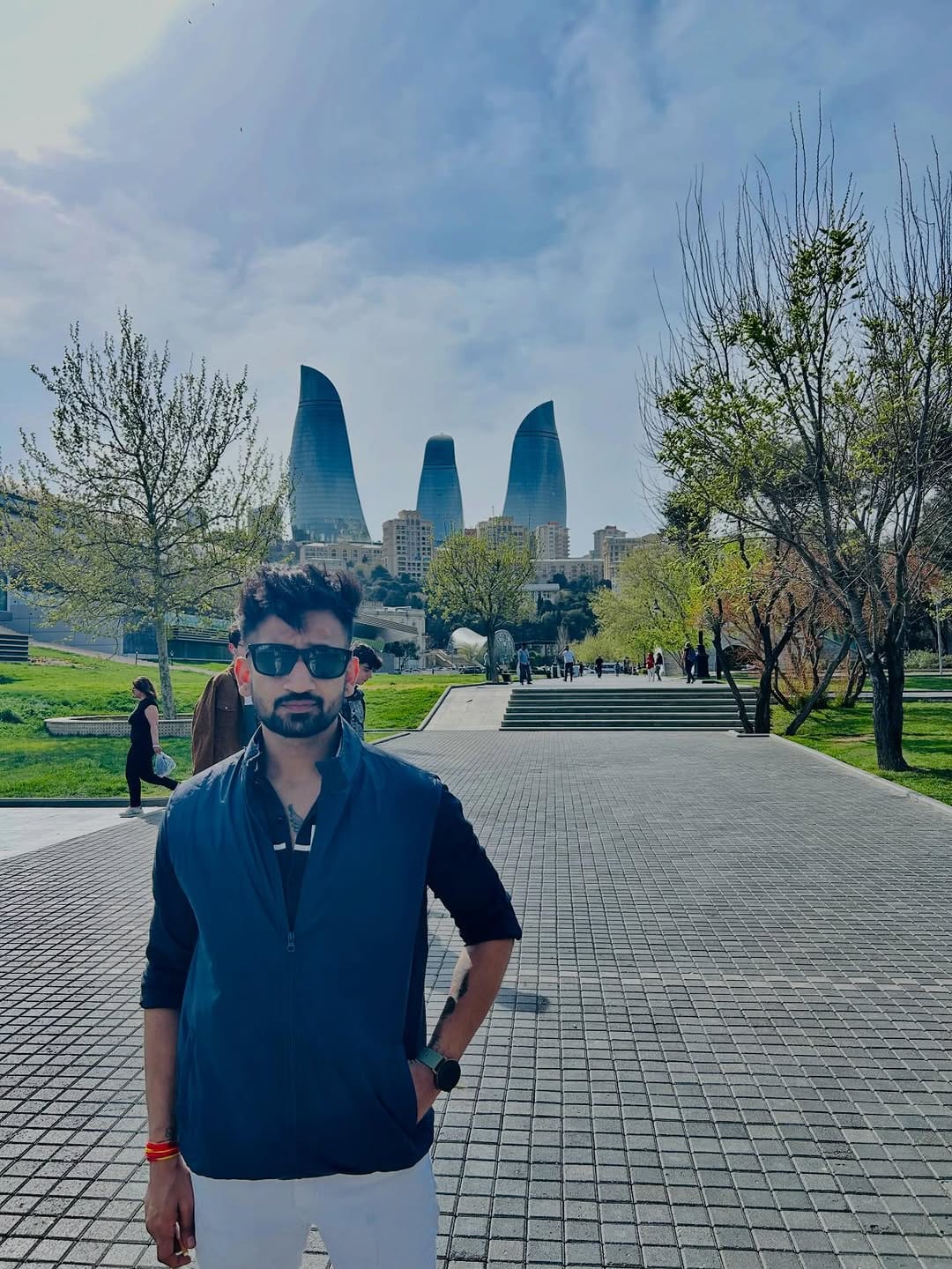 Post 4 by Manan Dhakad on Instagram (carousel)