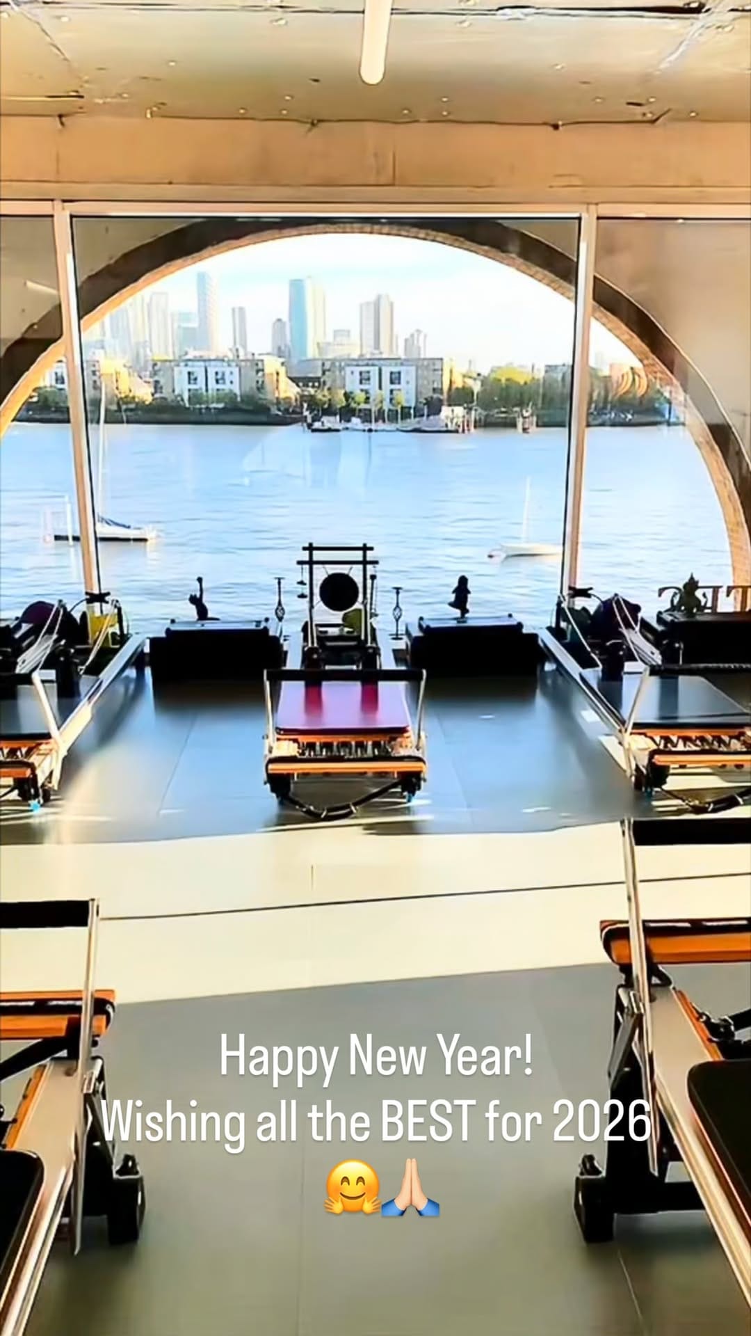Post 6 by Rob Izatt Pilates, Yoga & more on Instagram (video)