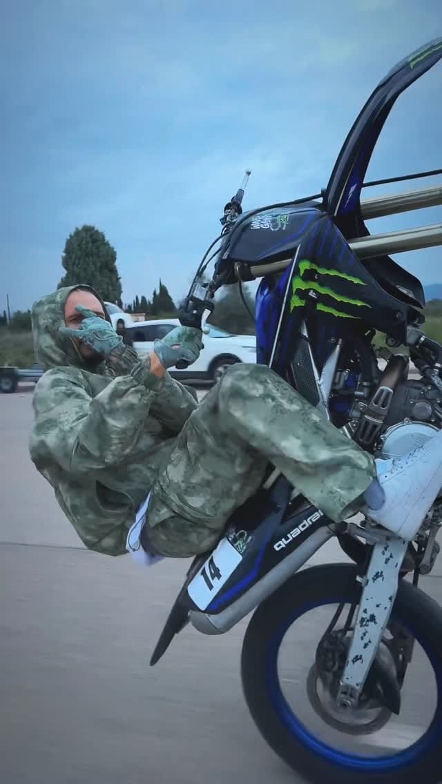 Post 10 by ONEWHEELWAVEY on Instagram (video)