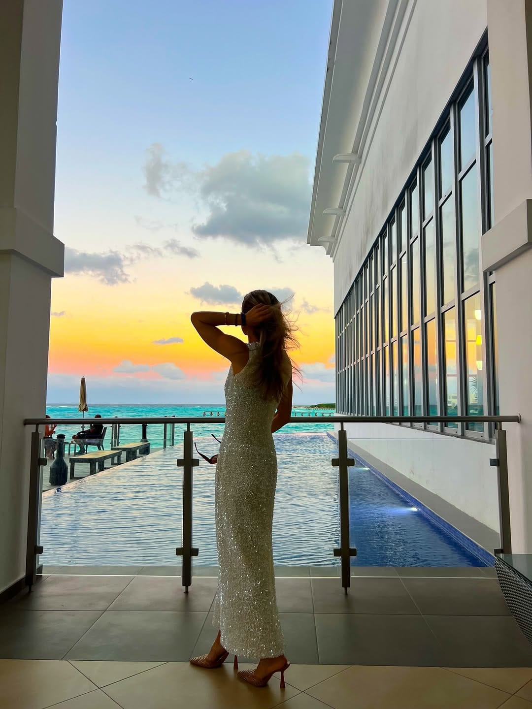 Post 5 by Kosovare Asllani on Instagram (carousel)