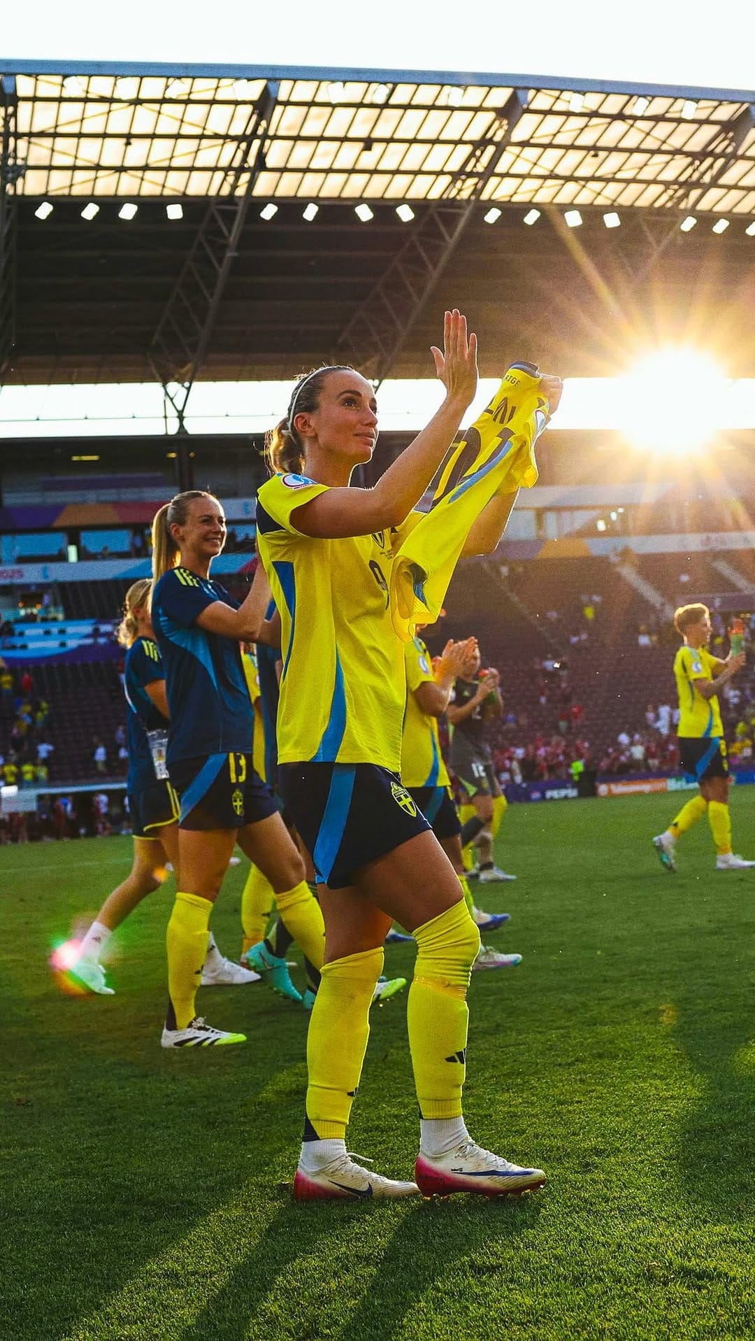 Post 4 by Kosovare Asllani on Instagram (video)