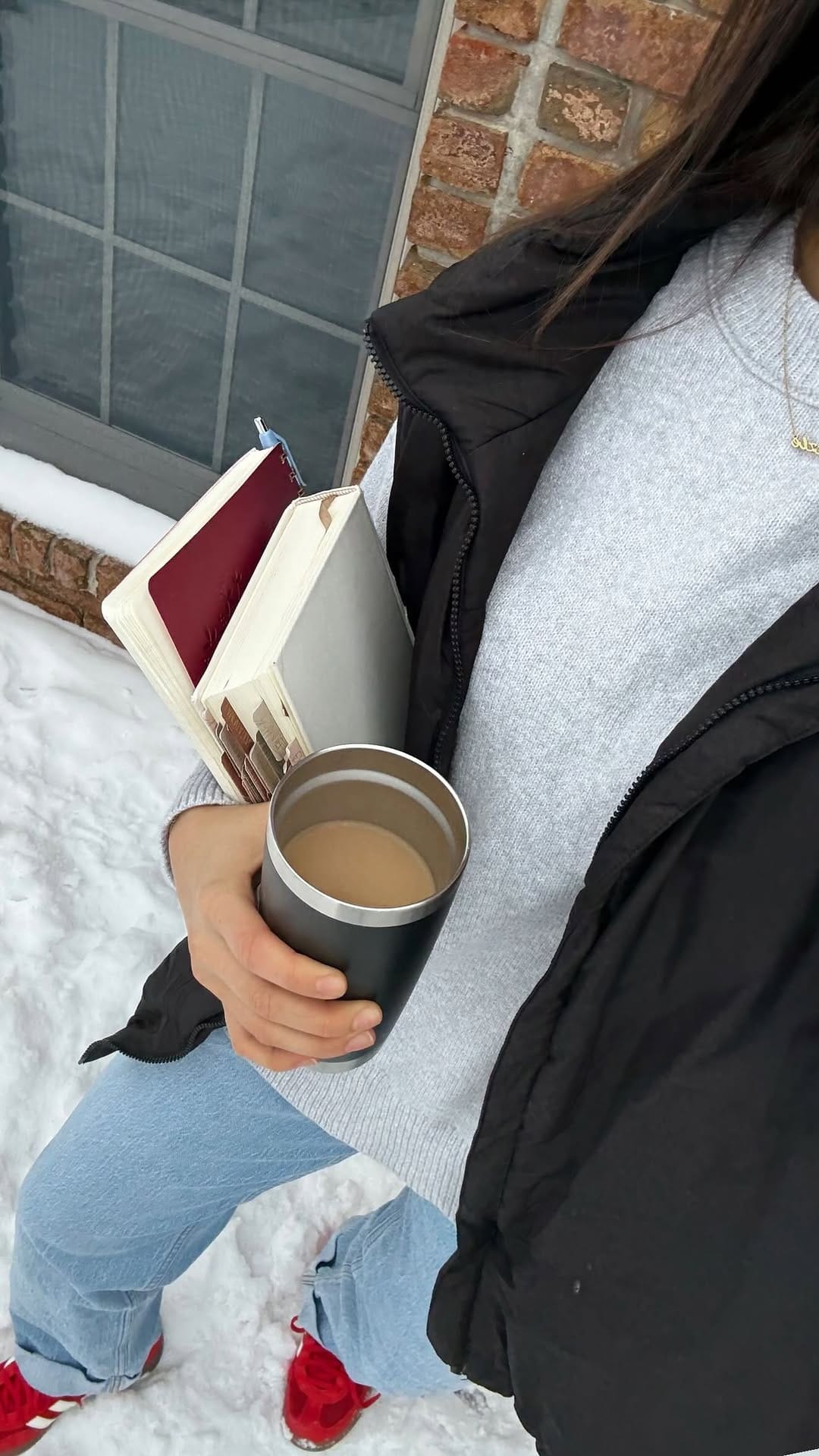 Post 8 by lizzie!! on Instagram (video)