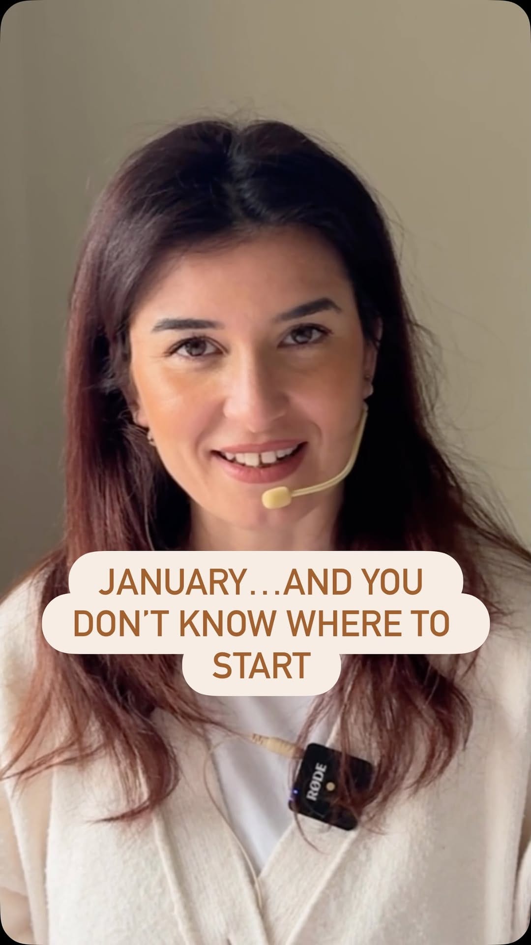 Post 2 by Rossella Forastiero | Yoga Teacher & Holistic Wellness Coach on Instagram (video)