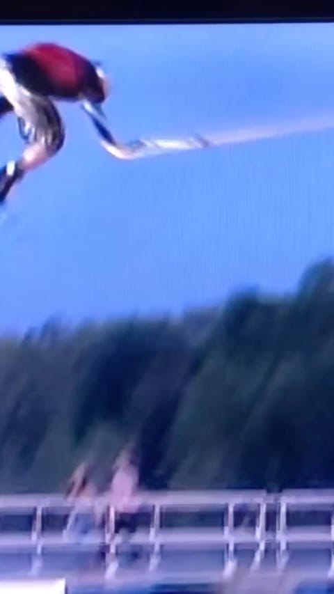 Post 10 by 𝑱𝑾  🦢 on Instagram (video)