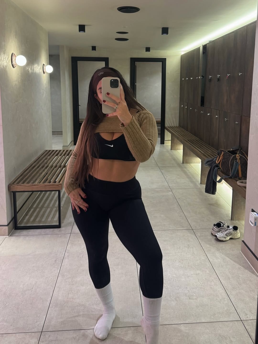 Post 3 by 𝐑𝐞𝐛𝐞𝐜𝐜𝐚 𝐋𝐢𝐥𝐲 𝐌𝐚𝐫𝐢𝐚𝐧𝐚 on Instagram (carousel)