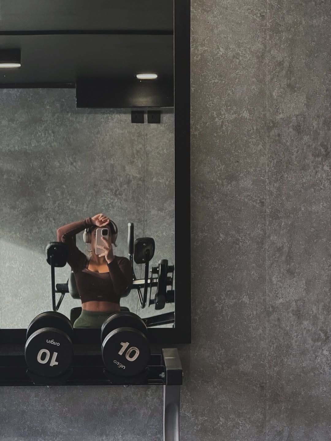 Post 2 by 𝐑𝐞𝐛𝐞𝐜𝐜𝐚 𝐋𝐢𝐥𝐲 𝐌𝐚𝐫𝐢𝐚𝐧𝐚 on Instagram (carousel)