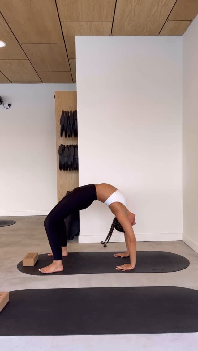 Post 9 by Anna Wilson on Instagram (video)